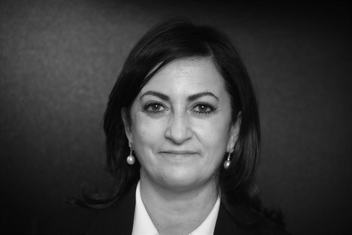 Archivo - La secretaria general del PSOE, Concha Andreu, posa para Europa Press