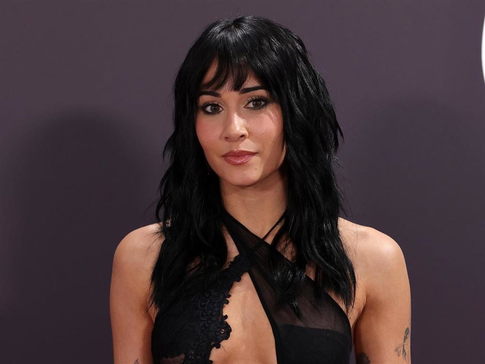 Aitana Ocaña asiste al evento de YSL Beauty para celebrar el nuevo lanzamiento en maquillaje, YSL LOVESHINE LIPSTICK que se celebra en la galería de arte Veta, a 11 de abril de 2024, en Madrid (España)