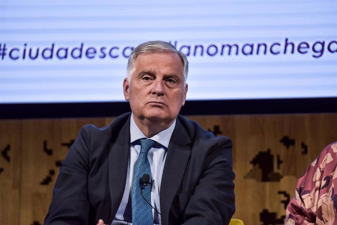 El alcalde de Ciudad Real, Francisco Cañizares, en el Club Conecta