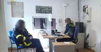 La Guardia Civil detiene a una empleada de una empresa de reparto postal por robo de material tecnológico