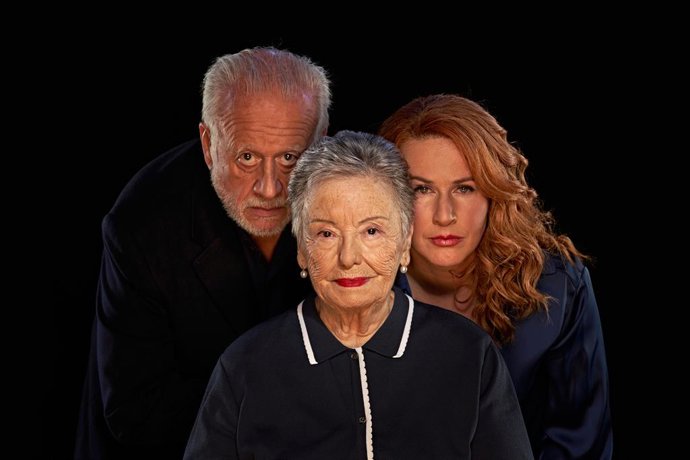 Archivo - Arxiu - María Galiana protagonitza 'La Reina de la Bellesa de Leenane' a l'Auditori de Torrent, sota la direcció de Juan Echanove