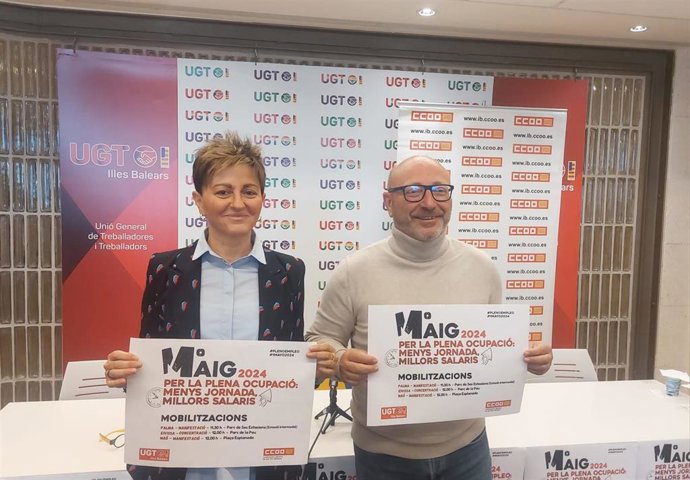La miembro de la gestora de UGT Baleares, Xisca Garí, y el secretario general de CCOO Baleares, José Luis García, en la rueda de prensa de presentación de las manifestaciones del 1 de mayo.