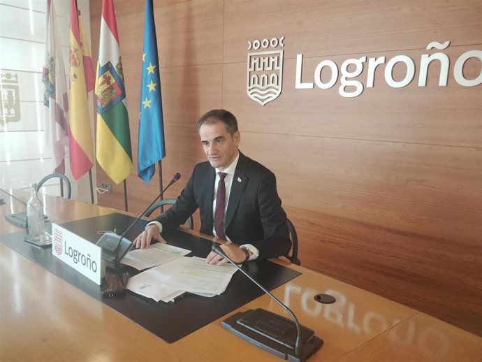 Archivo - El concejal de Promoción de la Ciudad, Miguel Sáinz.