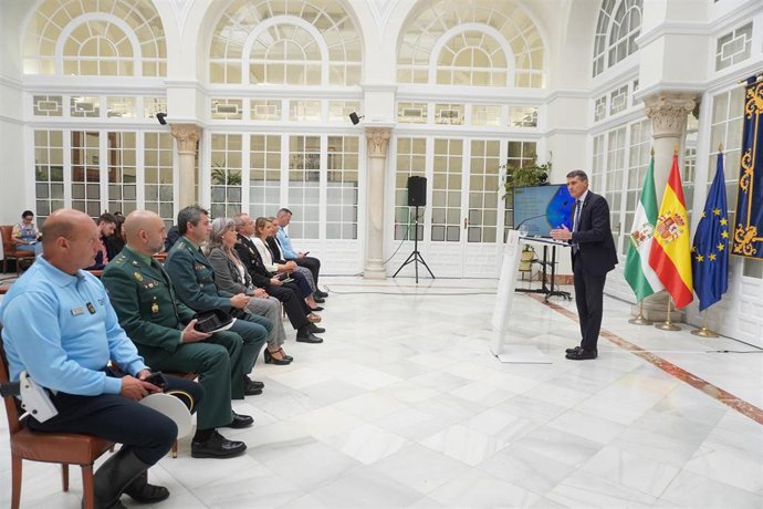 El delegado del Gobierno de España en Andalucía, Pedro Fernández, presenta la activación del dispositivo de seguridad por el Gran Premio de España en Jerez.