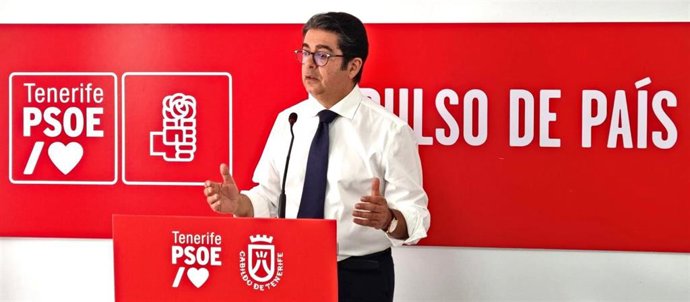 El presidente del Grupo Socialista en el Cabildo de Tenerife, Pedro Martín
