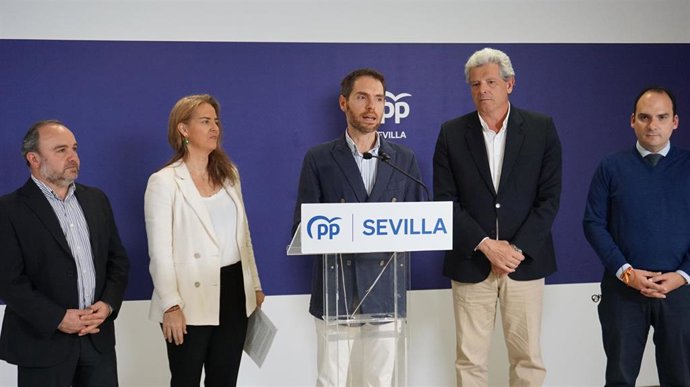 Sergio Sayas y Sol Cruz-Guzmán