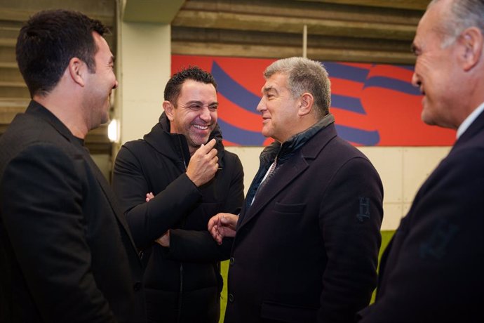 Deco, Xavi, Laporta y Yuste en un encuentro reciente de la cúpula deportiva del FC Barcelona