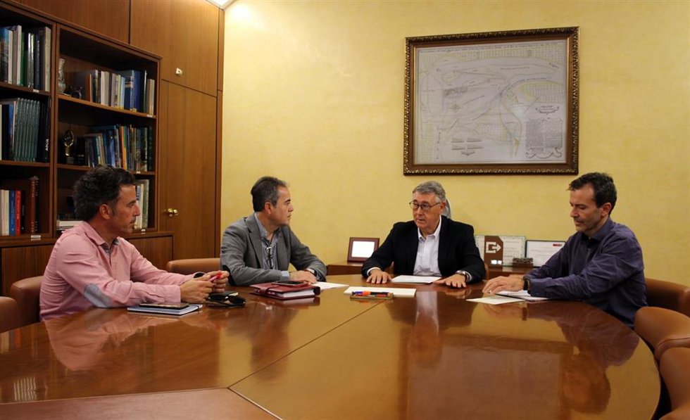El consistorio de Lorquí ha solicitado la limpieza de ramblas que circulan próximas al Polígono Industrial Saladar