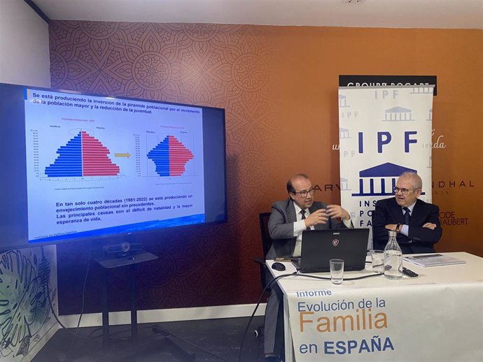 El Instituto de Política Familiar presenta el informe 'Evolución de la Familia en España 2023. Indicadores sociales'.