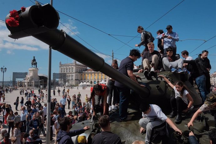 Portugal celebra el 50 aniversacio de la Revolución de los Claveles.