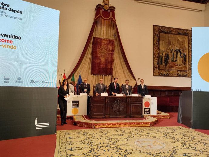 Acto de apertura de la Cumbre España-Japón 'Longevidad y Sociedades Longevas' en Salamanca