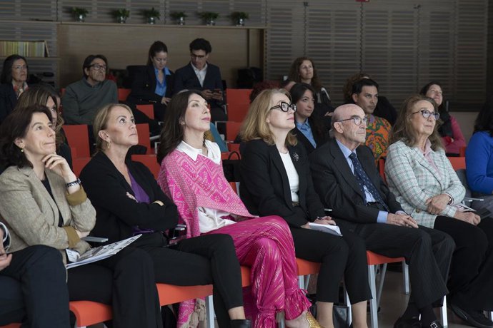 La consejera de Cultura, Turismo y Deporte, Eva Guillermina Fernández, clausura el III Congreso Tiempo de Arte