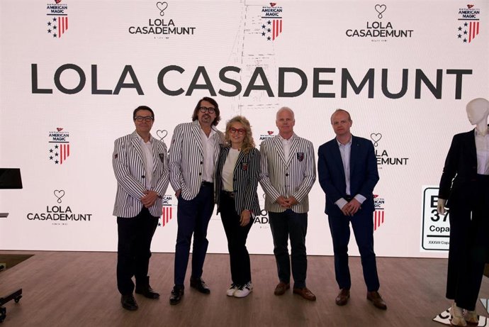Representantes de Lola Casademunt, American Magic y la Generalitat este jueves en rueda de prensa