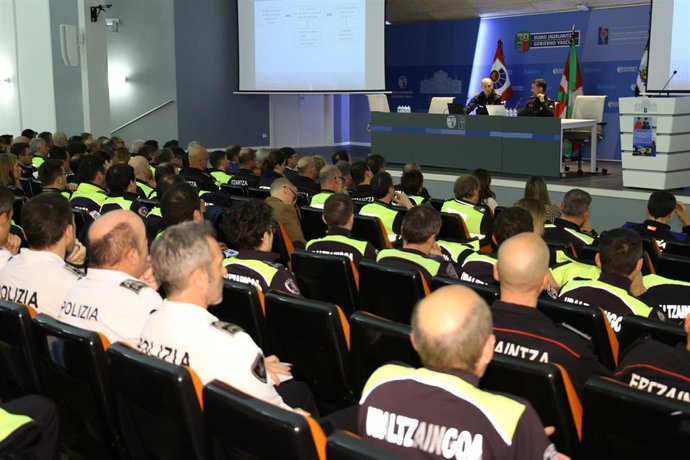 Quinta sesión 'Ezagutza Partekatuz' organizada por la Dirección de Coordinación de Seguridad
