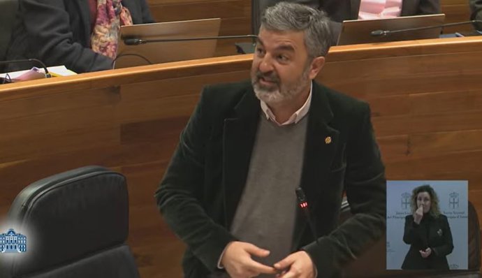 Archivo - El Consejero de Fomento, Cooperación Local y Prevención de Incendios Alejandro Calvo, en una imagen de archivo