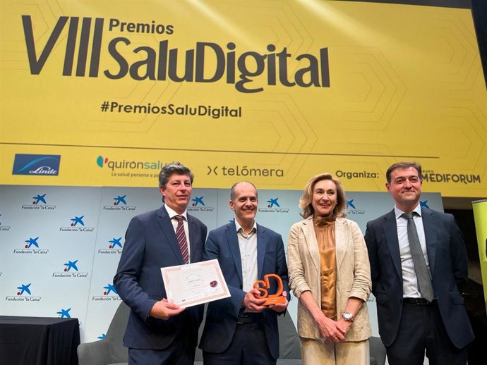 El robot Adamo de Fundación Rioja Salud recibe el reconocimiento a la originalidad tecnológica en Premios SaluDigital