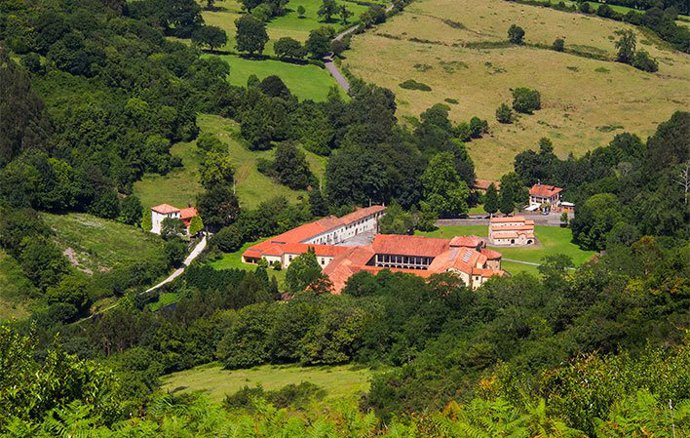 Hospedería del monasterio de Santa María de Valdediós, en Villaviciosa.
