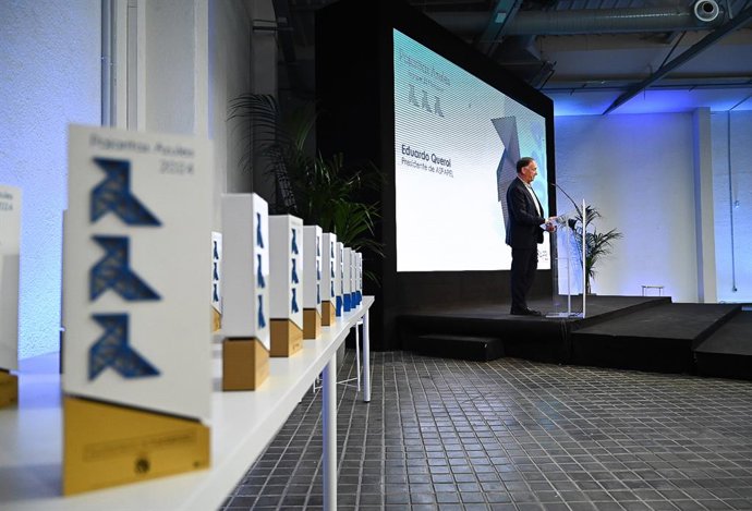 Pajaritas Azules otorgadas a distintas entidades locales del país.