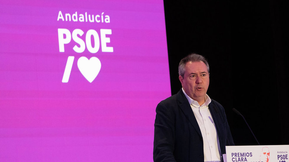 El secretario general del PSOE de Andalucía, Juan Espadas, durante su intervención en los Premios Clara Campoamor.