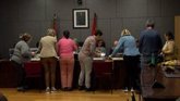 Vídeo: La Junta Electoral de Bizkaia procede al recuento de los votos CERA