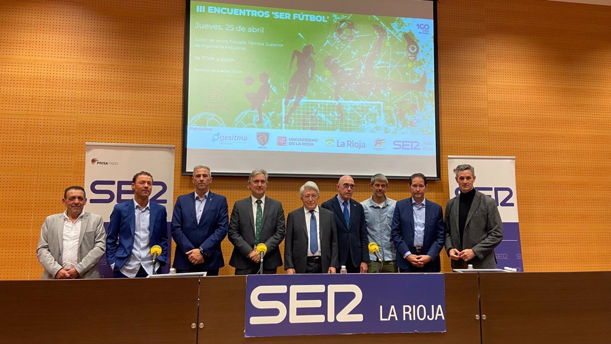  La Federación Española de Fútbol hay que hacerla nueva , afirma Enrique Cerezo