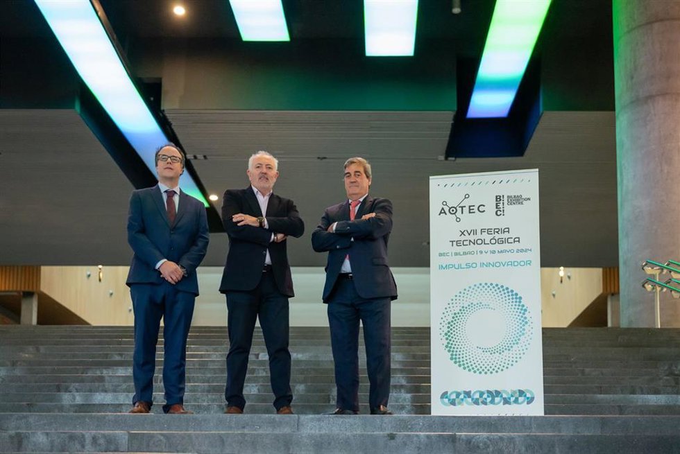 Responsable de AOTEC y del BEC