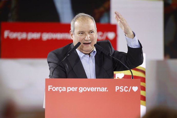 El ministro de Industria y Turismo, Jordi Hereu, en el primer acto de campaña del 12M del PSC en Sabadell (Barcelona)