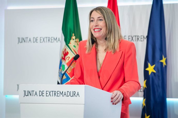 La presidenta de Extremadura, María Guardiola, en su comparecencia este martes tras el Consejo de Gobierno.