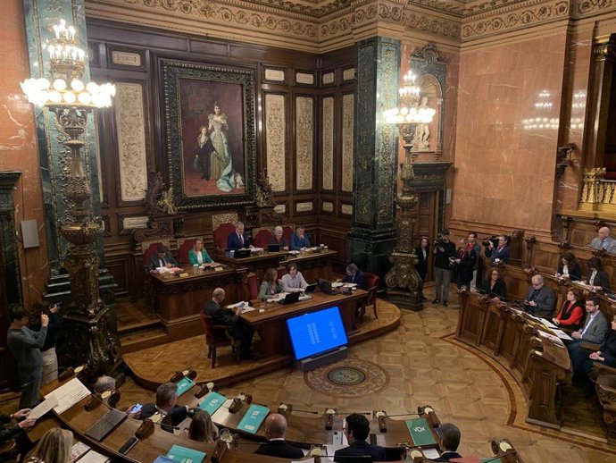 El pleno de este viernes en el Ayuntamiento de Barcelona.