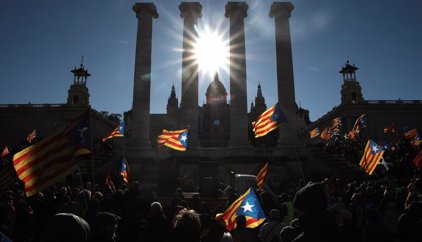 El 50% dels catalans rebutja la independència, segons el CEO
