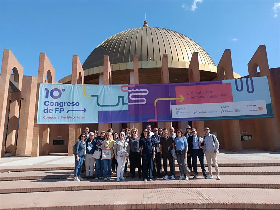 Imagen de la delegación de la Conselleria de Educación y Universidades en el X Congreso de Formación Profesional en Sevilla.