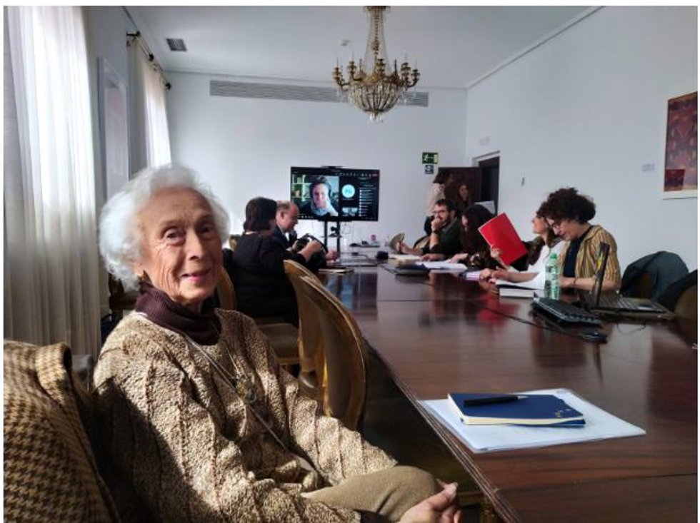Asistentes a la reunión el CEDD sobre el Estatuto del Artista.