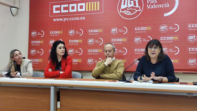 Roda de premsa d'UGT PV i CCOO PV per a presentar el 28 d'abril i l'1 de maig