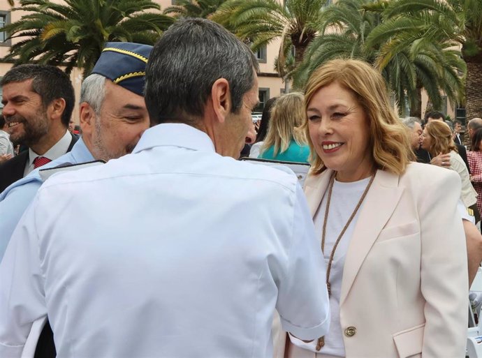 La presidenta del Parlamento de Canarias, Astrid Pérez