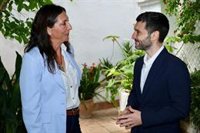 Clima "cordial" en el encuentro entre Junta y Gobierno para abordar el sistema de pensiones y el reparto de alimentos