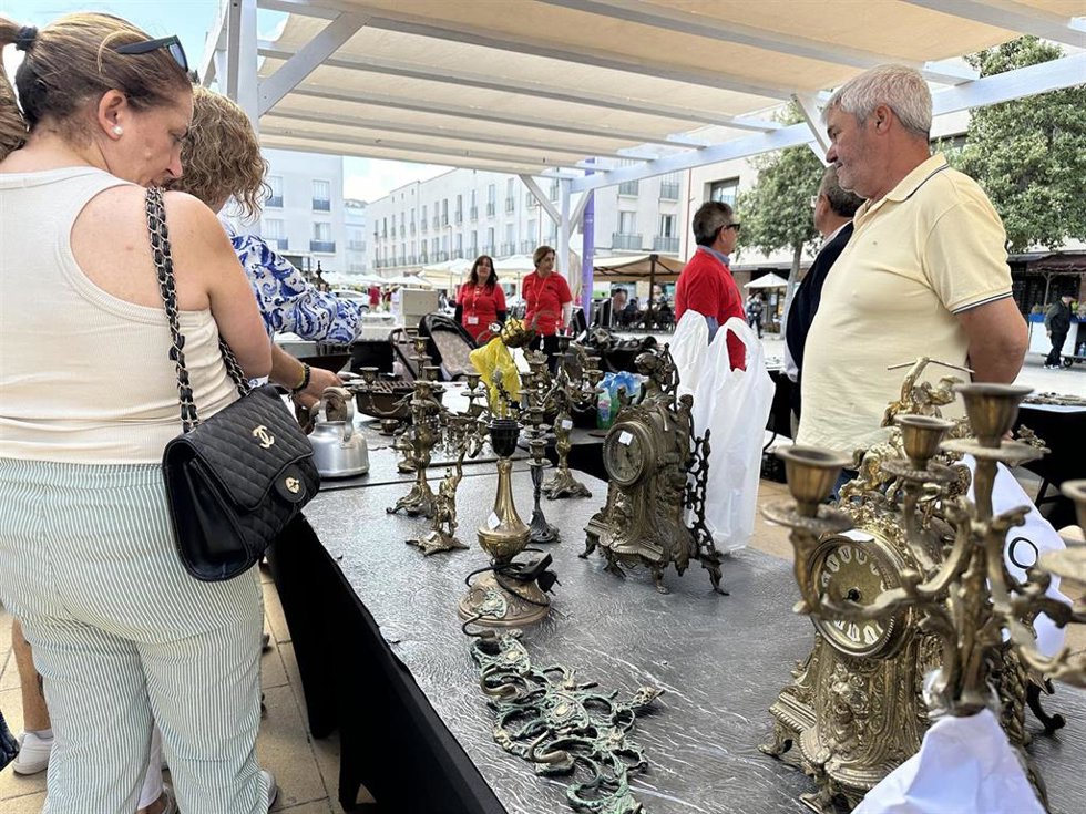 Mercadillo solidario en Chiclana