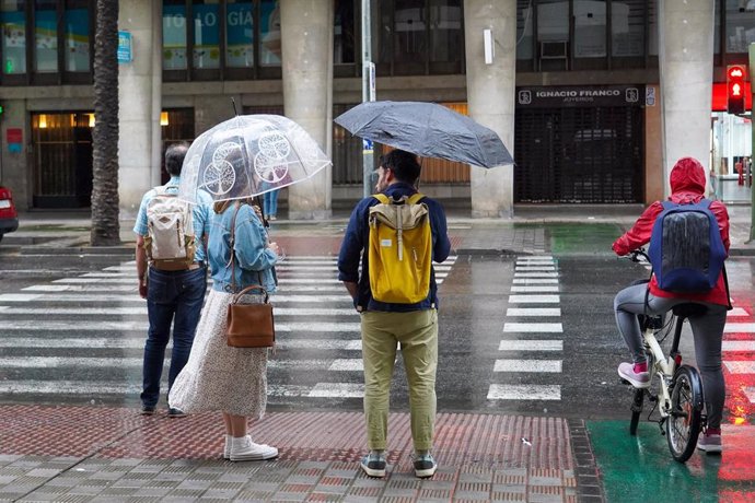 Lloverá mañana en buena parte de la Península con 9 CCAA en aviso por ...