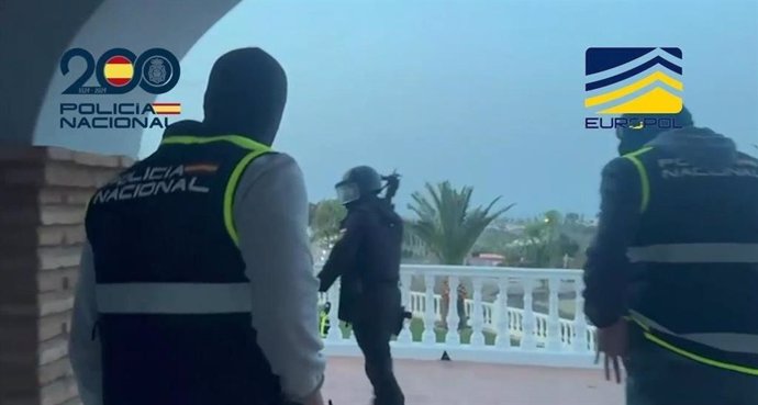 La Policía Nacional detiene en Benalmádena el líder en España de la banda motera MC Comanches reclamado por tentativa de homicidio.