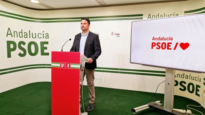 El parlamentario autonómico por el PSOE de Almería Mateo Hernández.