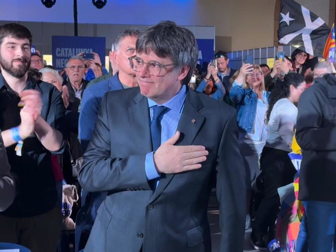 Puigdemont durante el mitin