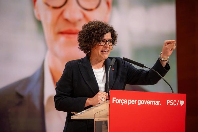 La candidata del PSC por Tarragona, Rosa Maria Ibarra, en un acto del PSC en Tarragona