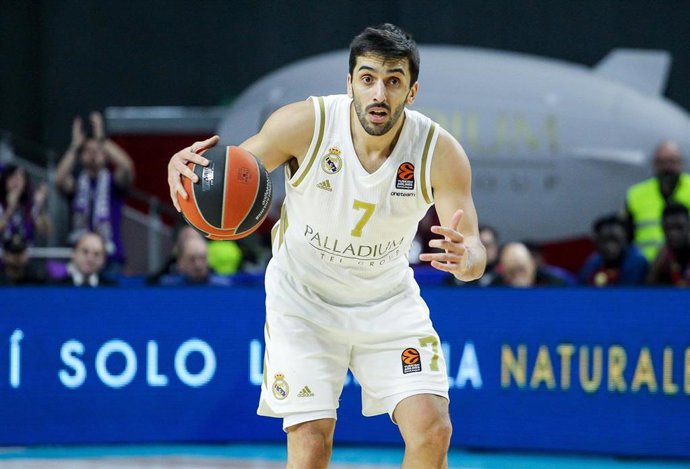 Archivo - Facu Campazzo, durante un partido con el Real Madrid.