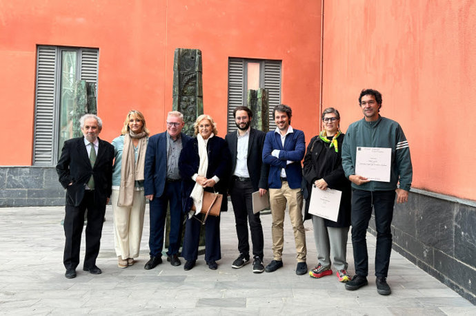 La Fundación Vila Casas ha otorgado el Premio Antoni Vila Casas de Escultura 2024 al artista Marc Larré