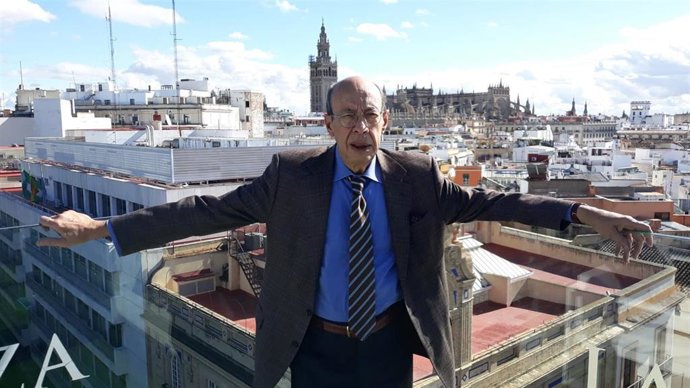 Archivo - El académico de la RAE Francisco Rico