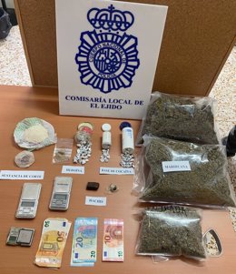 Archivo - Droga intervenida en la operación 'Toxicity' en El Ejido (Almería)