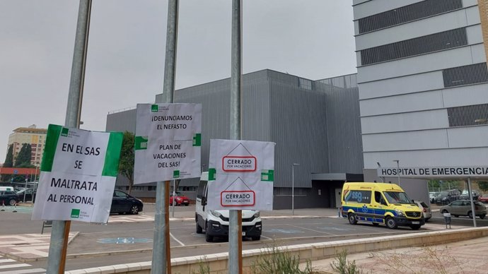 Protesta del pasado verano en el Hospital Muñoz Cariñanos.