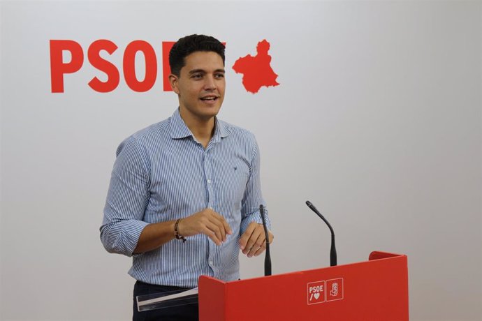 El secretario de Transparencia y Regeneración Democrática del PSOE de la Región de Murcia y diputado regional, Juan Andrés Torres
