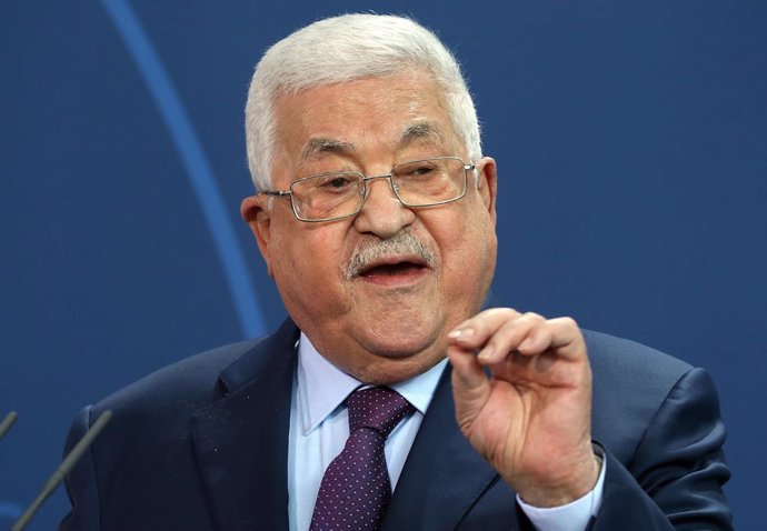 Archivo - FILED - 16 August 2022, Berlin: Palestinian President Mahmoud Abbas speaks during a press conference in Berlin. Photo: Wolfgang Kumm/dpa