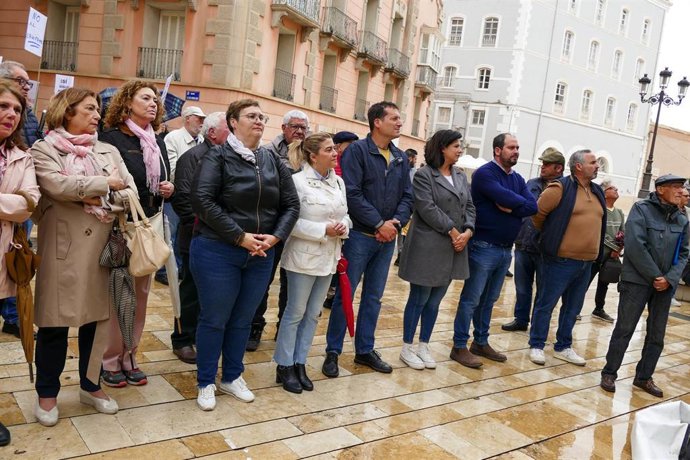 Concentración en apoyo a Pedro Sánchez
