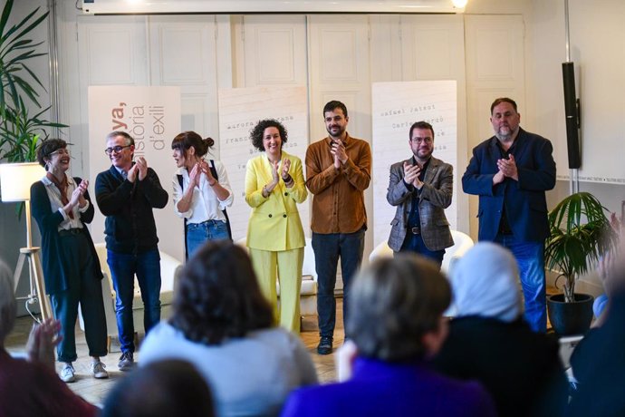 Jenn Díaz, Josep Maria Jové, Alba Camps, Marta Rovira, Ruben Wagensberg, Pere Aragonès i Oriol Junqueras (ERC)